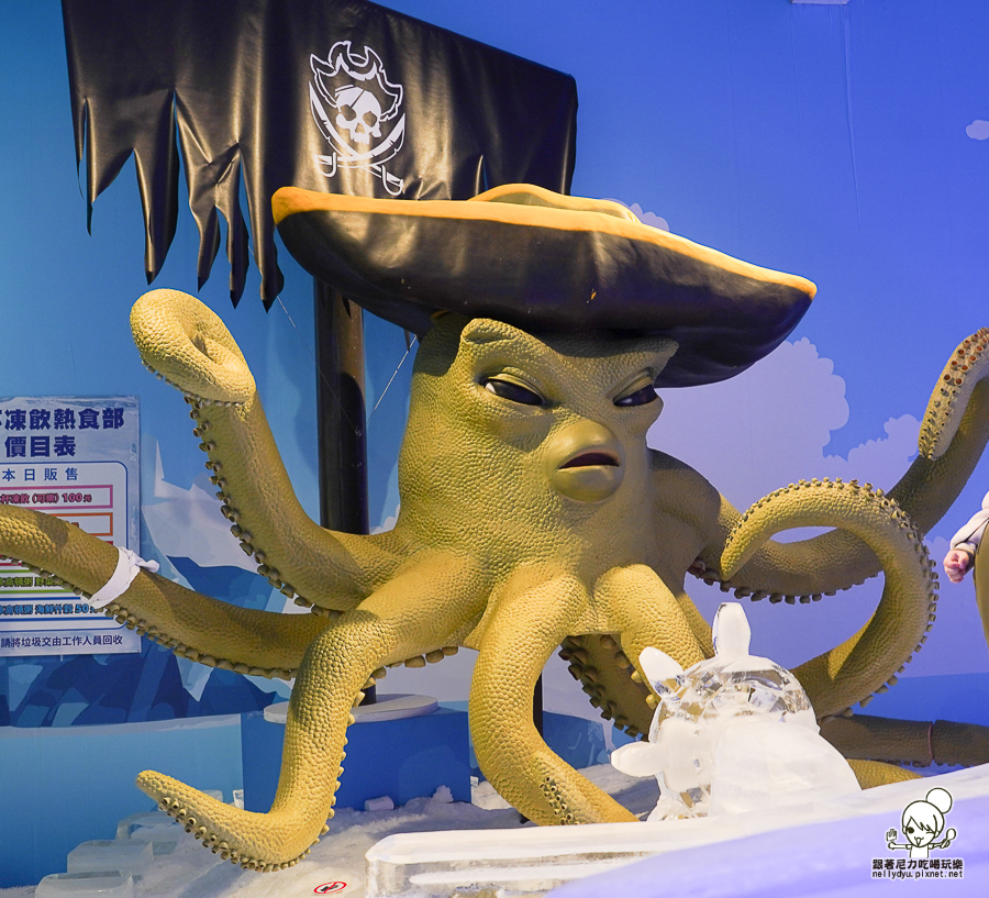 暑假旅遊 親子玩樂 親子 駁二 必玩 降溫 滑雪 白雪 冰雪祭．白色童話 