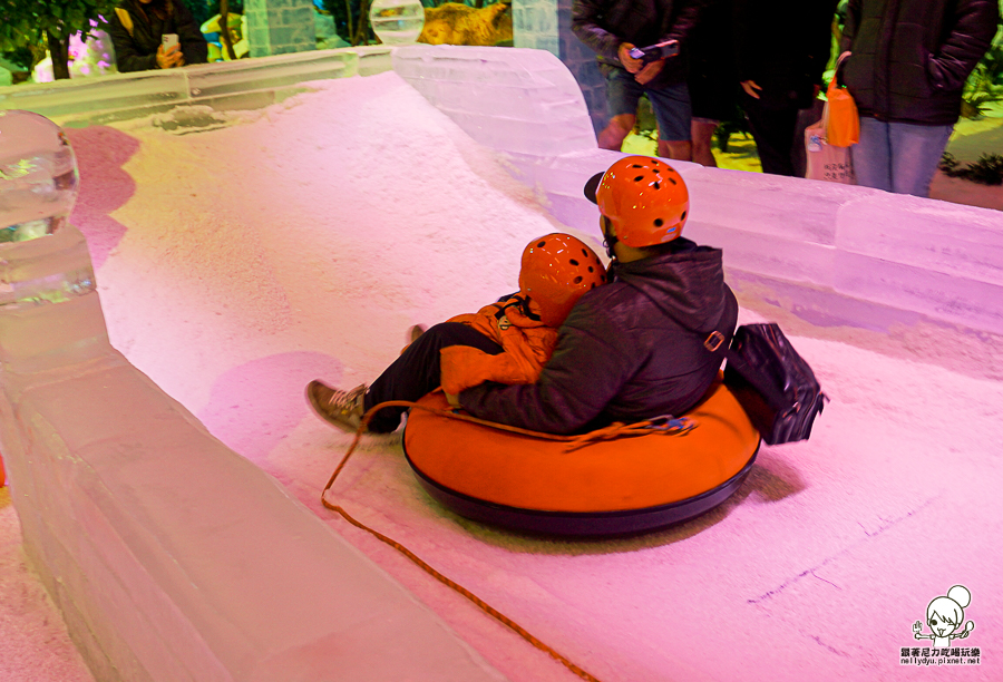 暑假旅遊 親子玩樂 親子 駁二 必玩 降溫 滑雪 白雪 冰雪祭．白色童話 