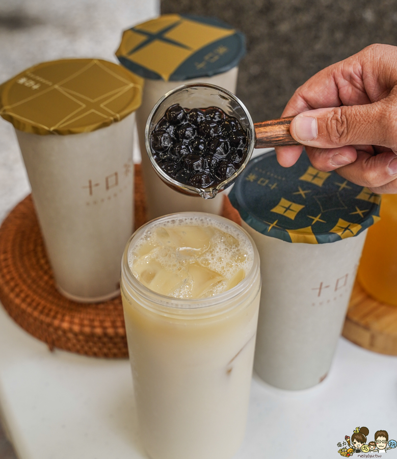 十口茶 高雄 高雄飲料 金萱 紅茶 手搖茶飲 高雄手搖 飲料 無糖 好喝 蜂蜜 新店 奶茶 珍奶