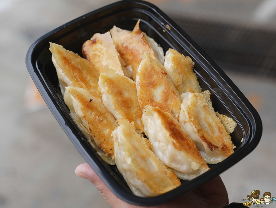 黃又香餃子 日式餃子 岡山黃昏市場 市場美食 市場必吃 岡山美食 餃子 煎餃