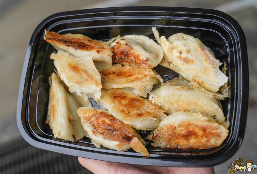 黃又香餃子 日式餃子 岡山黃昏市場 市場美食 市場必吃 岡山美食 餃子 煎餃