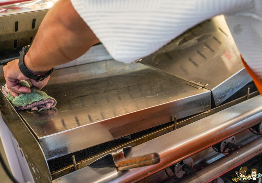 黃又香餃子 日式餃子 岡山黃昏市場 市場美食 市場必吃 岡山美食 餃子 煎餃
