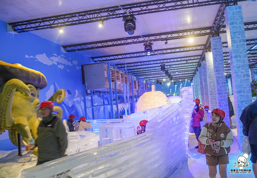 暑假旅遊 親子玩樂 親子 駁二 必玩 降溫 滑雪 白雪 冰雪祭．白色童話 