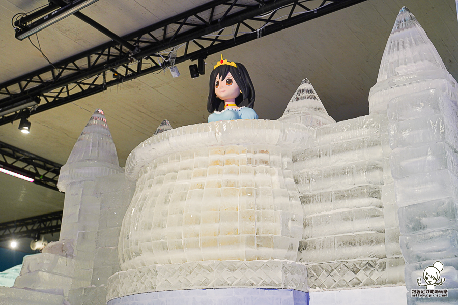 暑假旅遊 親子玩樂 親子 駁二 必玩 降溫 滑雪 白雪 冰雪祭．白色童話 