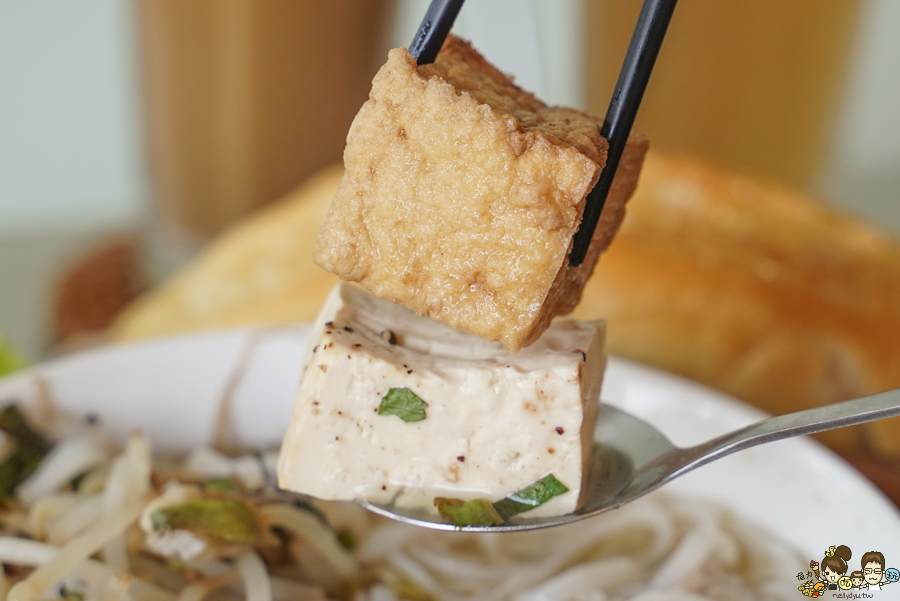 越素蔬食 越南料理 法國麵包 越南河粉 鳳山素食 蔬食 爽口 美味 開胃 輕食 酸辣河粉 越南咖啡 
