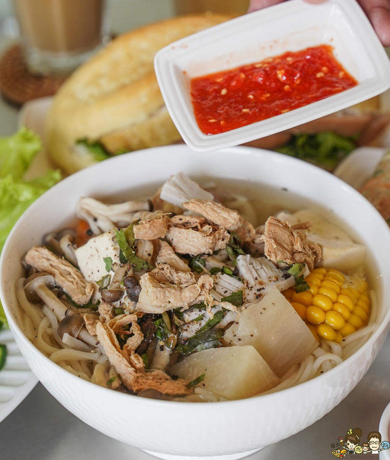 越素蔬食 越南料理 法國麵包 越南河粉 鳳山素食 蔬食 爽口 美味 開胃 輕食 酸辣河粉 越南咖啡 