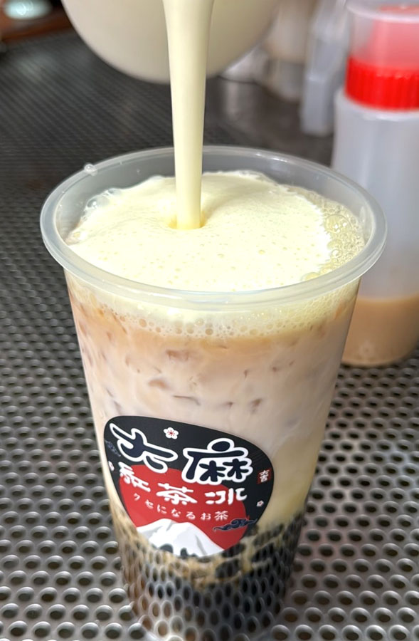 大麻紅茶冰 高雄飲料 高雄紅茶 高牧牛奶 銅板 學區必喝 珍珠奶茶 必喝 奶精奶茶 好茶 便宜好喝