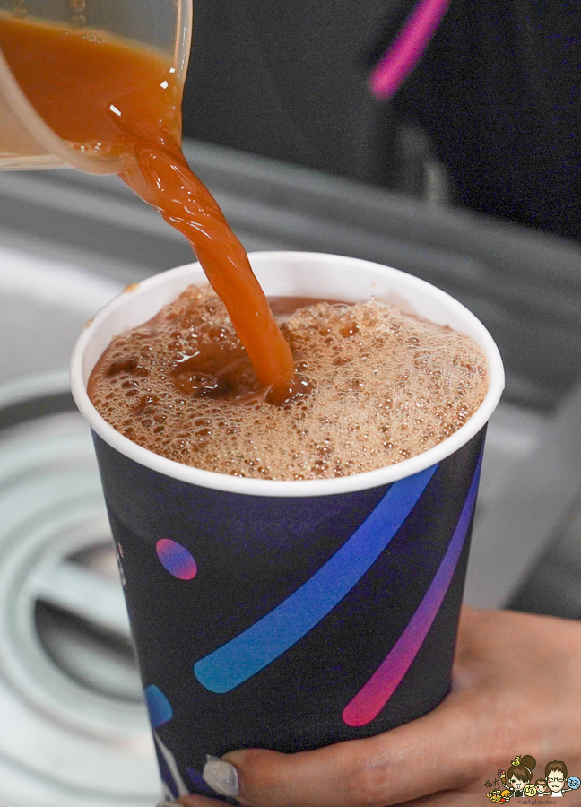 大麻紅茶冰 高雄飲料 高雄紅茶 高牧牛奶 銅板 學區必喝 珍珠奶茶 必喝 奶精奶茶 好茶 便宜好喝