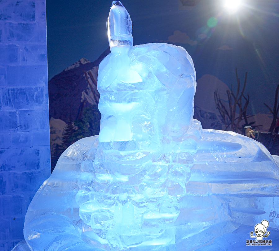 暑假旅遊 親子玩樂 親子 駁二 必玩 降溫 滑雪 白雪 冰雪祭．白色童話 