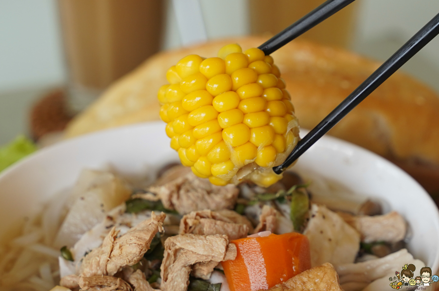越素蔬食 越南料理 法國麵包 越南河粉 鳳山素食 蔬食 爽口 美味 開胃 輕食 酸辣河粉 越南咖啡 