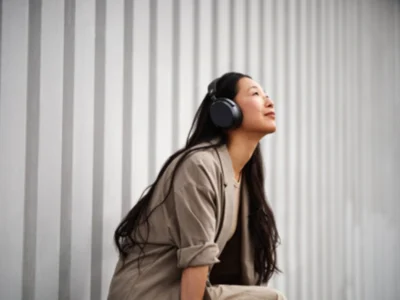 Sennheiser 新耳機 MOMENTUM 4 Wireless 電池續航長達 60 小時