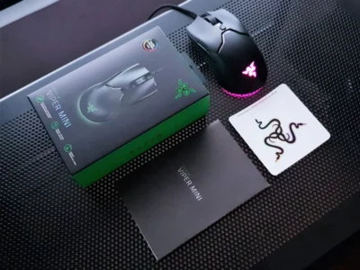 Razer Viper Mini 有線滑鼠動手玩：超輕盈！同價位的上乘之作