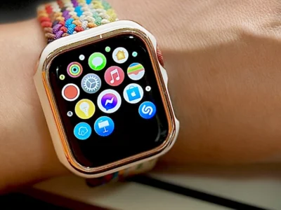 Apple Watch預告:用戶日後僅能看到FB訊息通知 不能回覆