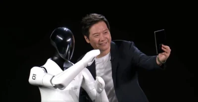 小米全尺寸人形仿生機器人 CyberOne 首度亮相