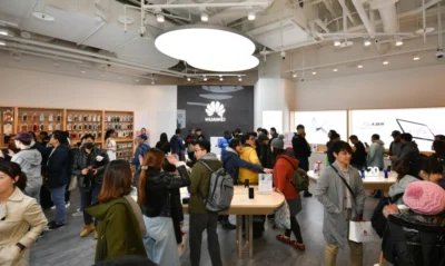 HUAWEI 華為台北大直ATT體驗店開幕 文華餅房下午茶抵用券 千元好禮HUAWEI Mate20 Pro手機限時送！