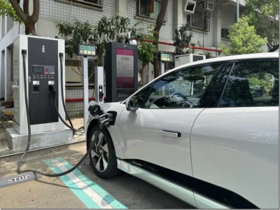 iCharging 推動停車即充電 已於台北市布建 21 座結合停車場充電站