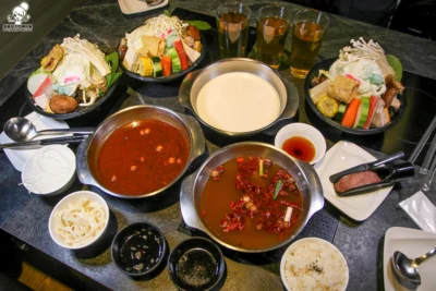 高雄聚餐、逛街吃鍋就到九勺涮涮鍋火鍋，多樣湯底、大肉盤、超薄千層豆腐紙 x 新光三越高雄左營店