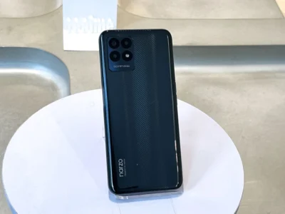 高 CP 手機又一選擇 realme narzo 50  $6,000 元有找