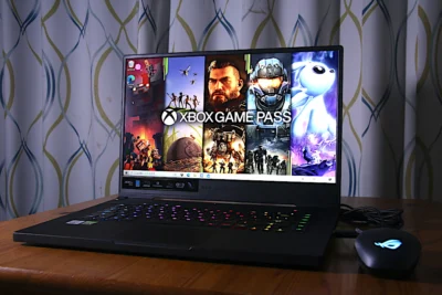 ROG Zephyrus S15 GX502開箱動手玩 一台適用遊戲與影音後製的電競筆電
