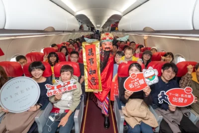 亞航名古屋首航班機抵台 載客率逾九成五