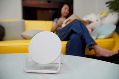 享受無線的方便，擺脫線的束縛 適合每隻手機的 belkin BOOST↑UP™ 無線充電座10W 開箱