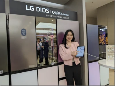LG MOODUP 變色冰箱面板登場 兩門冰箱也加入敲敲門設計