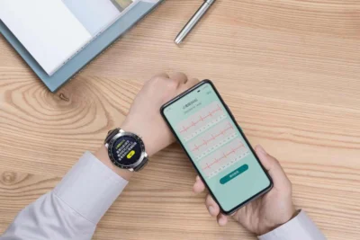 ASUS VivoWatch 心電圖應用軟體 ECG APP 獲醫療器材軟體認證