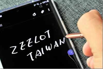 Samsung Galaxy Note 20 系列專用曲面玻璃保護貼 ZEELOT 動手玩
