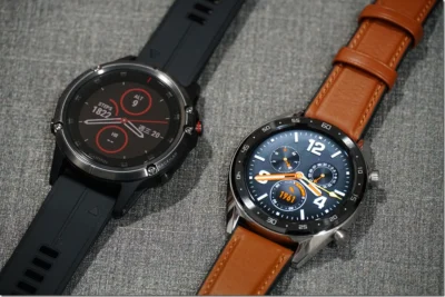 小蝦米力拼大鯨魚？HUAWEI WATCH GT v.s. Garmin Fenix 5 Plus 怎麼選？