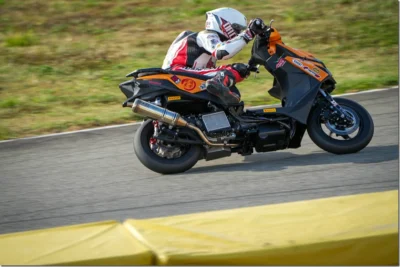 KYMCO RTS R 在 TSS 超級摩托車聯賽中大放異彩