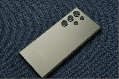 Samsung Galaxy S23 Ultra 夜拍實測 更真實還原現場色彩