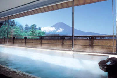 【河口湖】Top3溫泉推薦，泡湯看逆富士山！