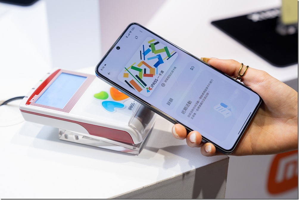 06. Xiaomi 14T Series 成為小米首款將 iPASS 一卡通虛擬卡整合至 Google 錢包™ 的智慧型手機系列，讓出行與支付變得更加簡便
