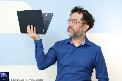 Lenovo Yoga 9i 2-in-1 翻轉 AI 新世代，是平板、也是筆電、滿足日常創作需求