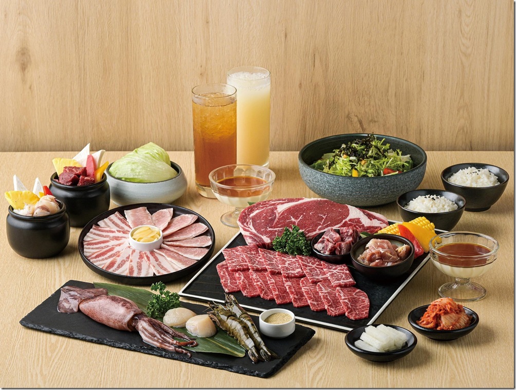 【新聞稿照片三】雙人同樂首推「肋眼牛套餐」，只需 2,098 元即可享受總肉重達680克的精選肉品，內含份量高達200克的老饕最愛肋眼牛排。