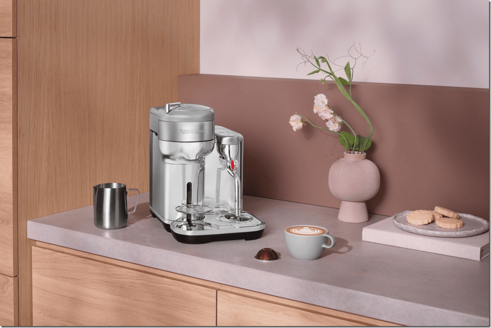 圖4：功能與外型兼具的質感咖啡機Vertuo Creatista，為日常生活增添品味。
