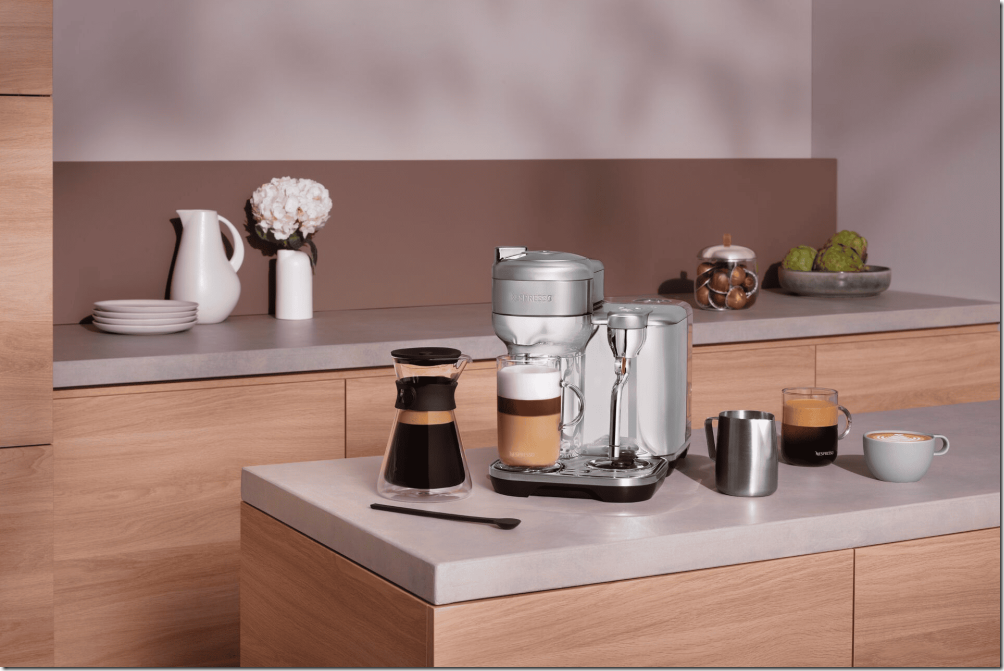 圖1：Nespresso 全新推出 Vertuo Creatista 不鏽鋼金屬色咖啡大師拉花頂級旗艦機（售價：23,600元）