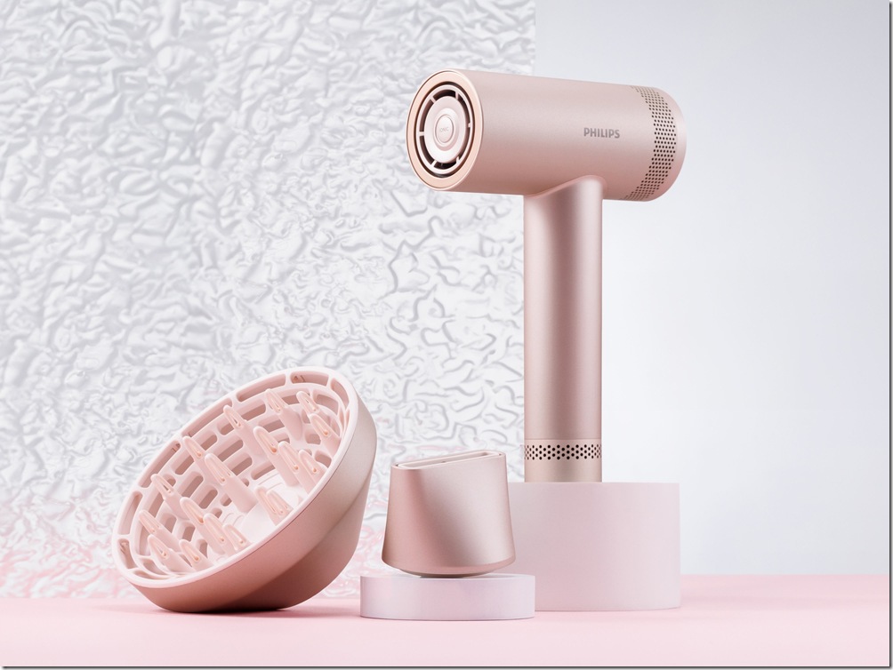 結合2億負離子與水離子雙重護理技術，重現自然光澤，讓妳從髮根到髮尾散發健康光采。