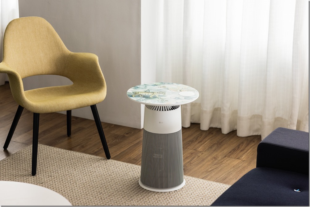 【新聞圖片5】LG此次與Moooi的聯名合作再賦予PuriCare AeroFurniure新淨几全新的美學層次，創造極致住宅品味