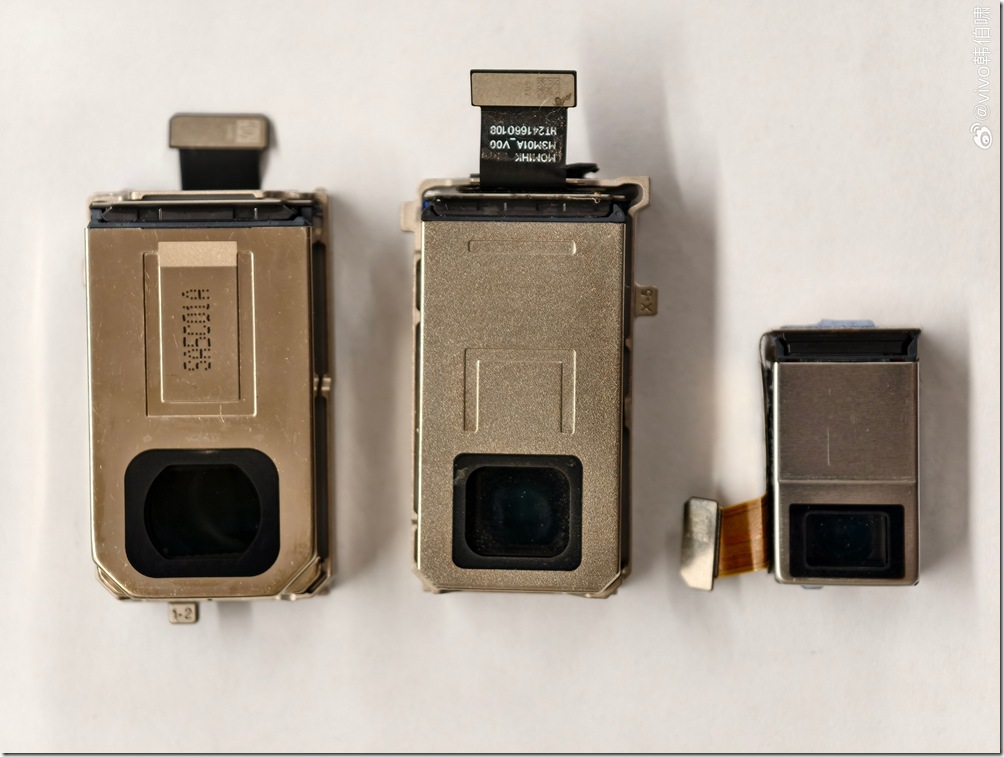 da082ae9gy1hzntb10x6nj22dc35ce82