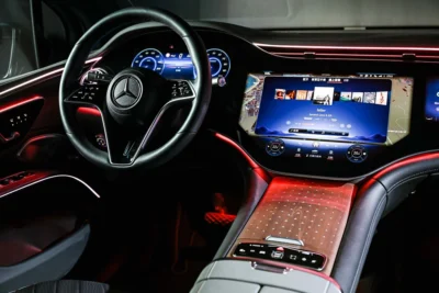 Mercedes-Benz 星科技再升級 25 年式車款五大智慧功能全面進化