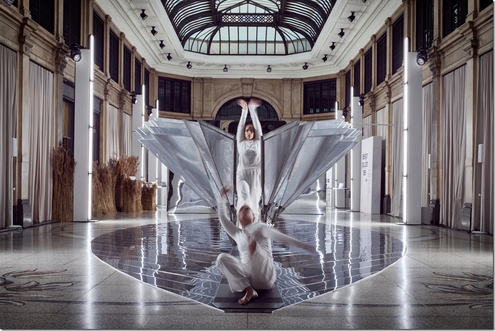 「Willful Wonder」可測量訪客觸摸引起的電導率變化，建立一個訪客與裝置真實互動的AI模型。