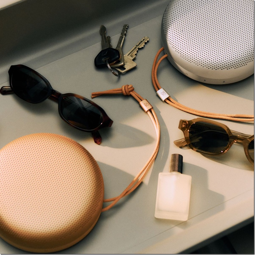 圖1. Bang & Olufsen 推出第三代 Beosound A1,匠造新聲獻禮母親,隨身享受專屬「Me Time」 圖1. Bang & Olufsen 推出第三代 Beosound A1,匠造新聲獻禮母親,隨身享受專屬「Me Time」