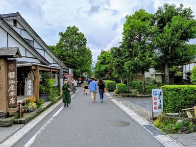 必去由布院散步路線！湖景、童話村、老街美食一次滿足