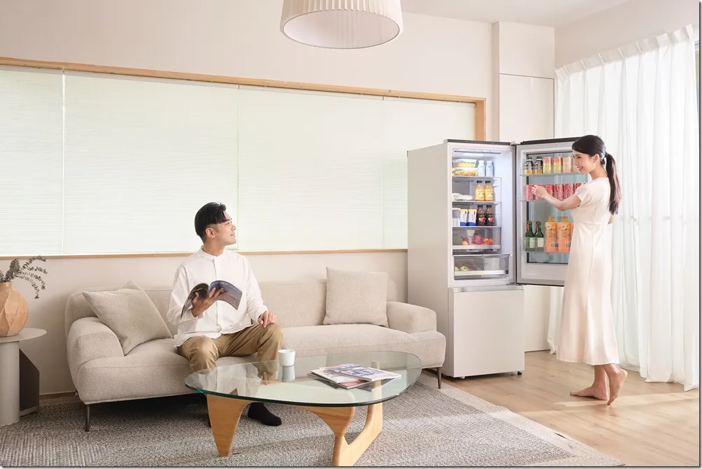 今年最美窄版雙門冰箱登場