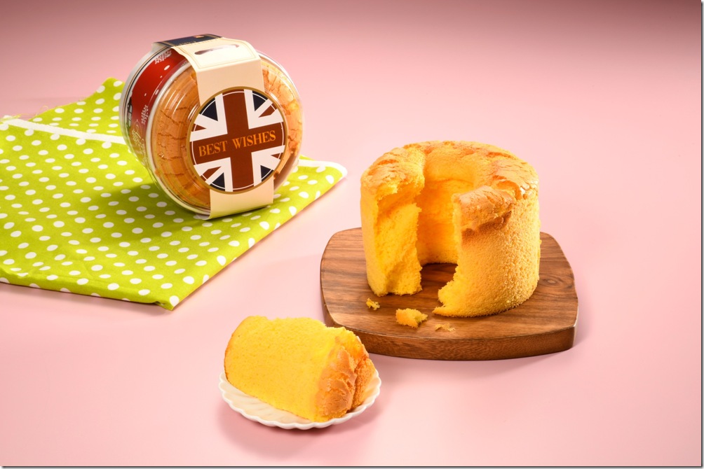 03_一起FUN心野餐，早鳥完成報到可獲得亞尼克活動特製手撕戚風蛋糕，定價149元，數量有限贈完為止