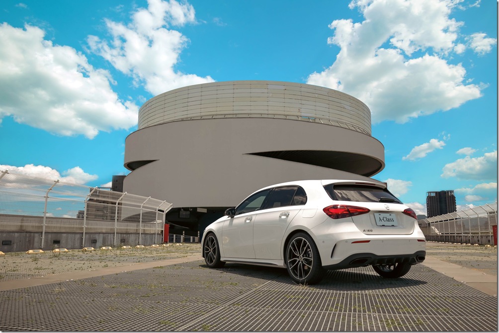 圖1、眾多車款在標配 AMG Line 套件的基礎下，全面新增夜色運動化套件