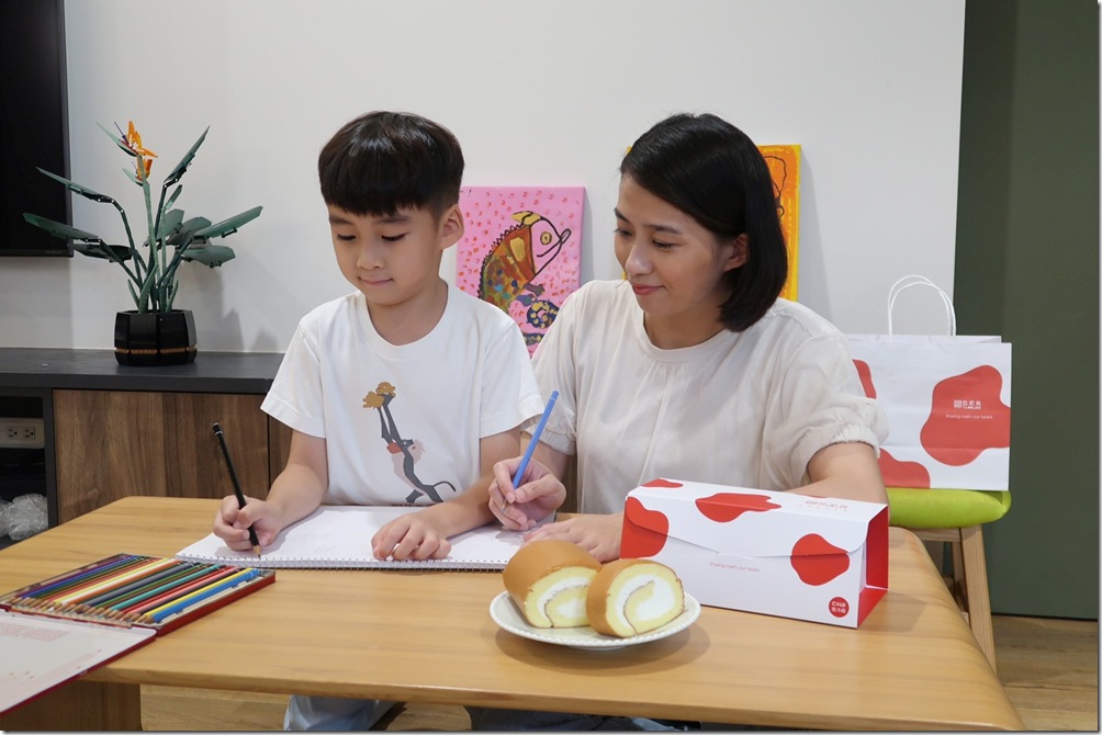 06_亞尼克整理家長票選陪伴增溫甜點，首推「亞尼克原味生乳捲」，讓親子活動互動更甜蜜