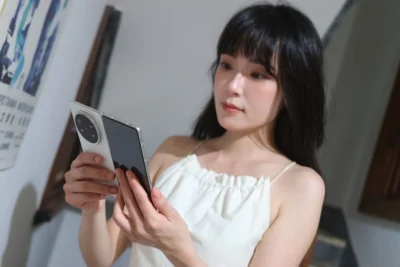 大摺疊旗艦新選擇 vivo X Fold5 動手玩 優異手感、蔡司影像、AI 多工一次到位