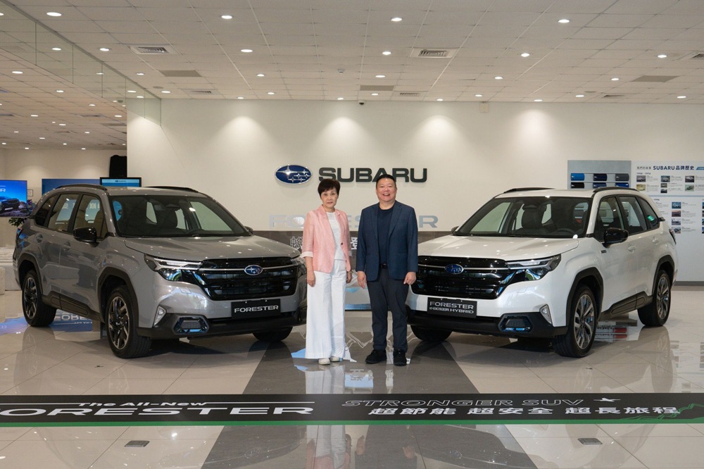 【新聞圖片2】陳唱集團意美汽車營運長盧翰瑻 Philip與台灣意美汽車董事總經理方淑霞合影。